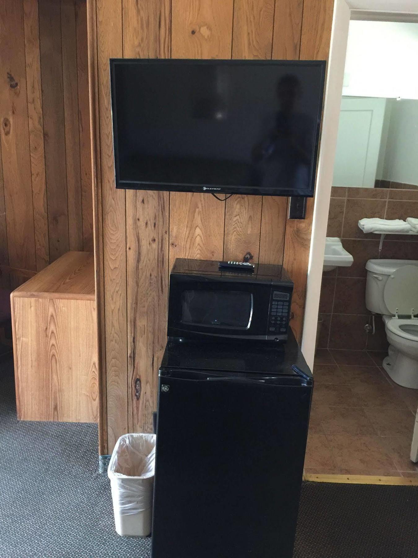 Woodridge Motel Terre Haute Bagian luar foto